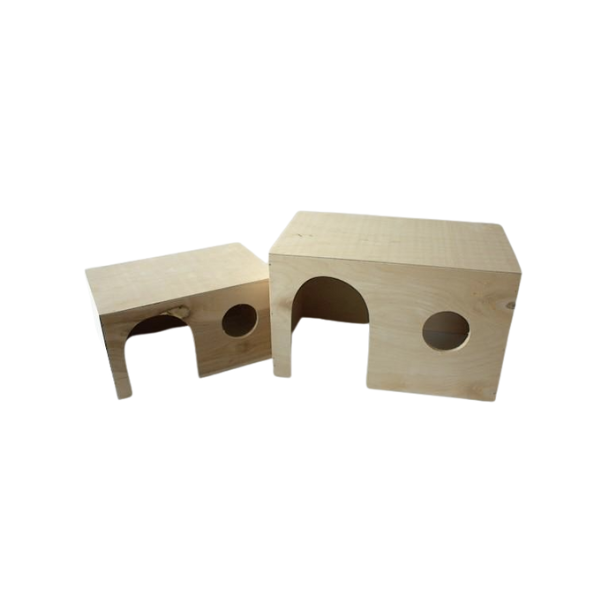 Marsvinhus i tr 28 x 18 x 15 cm.